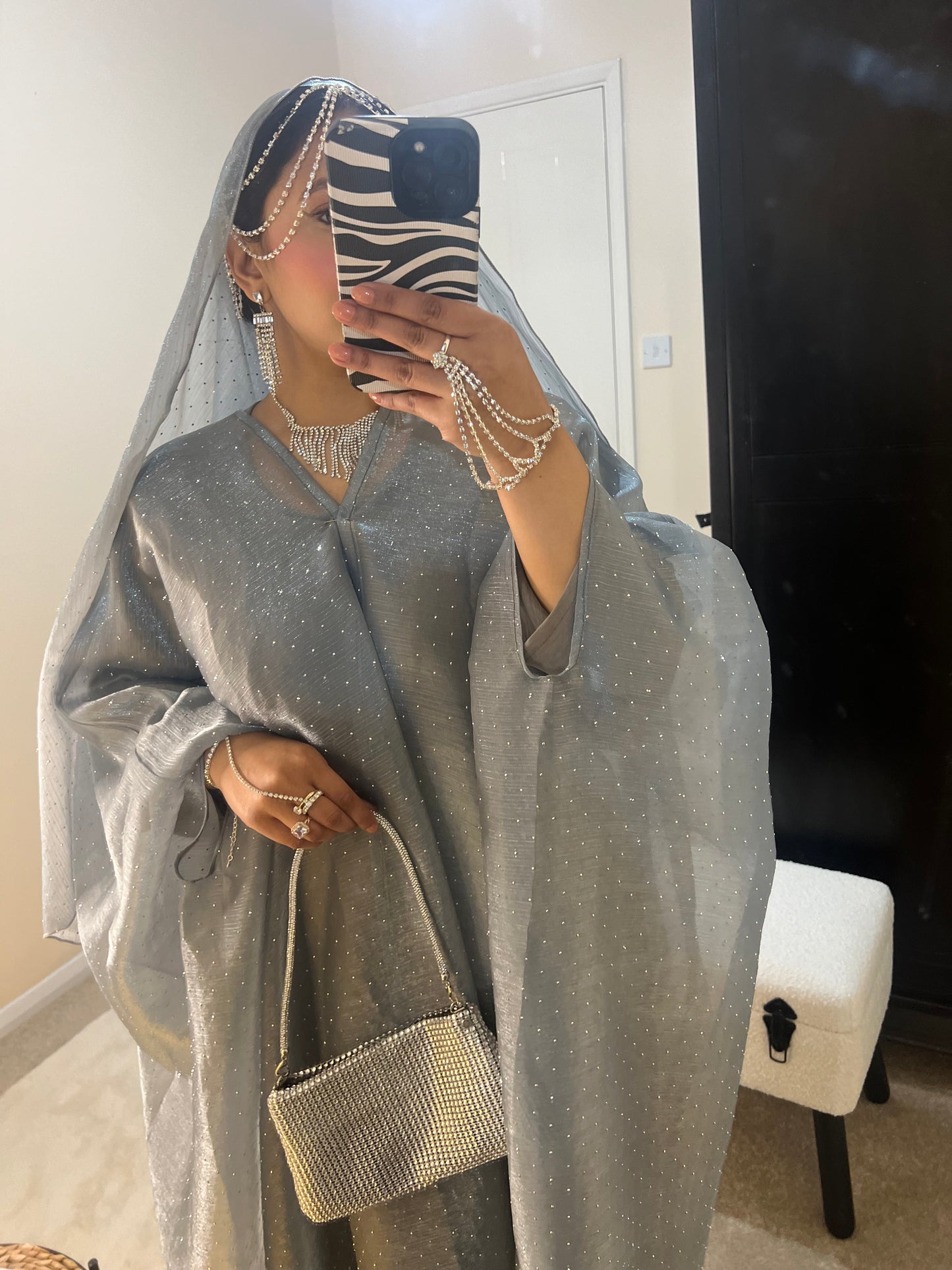 Qamar Abaya (Silver Grey)