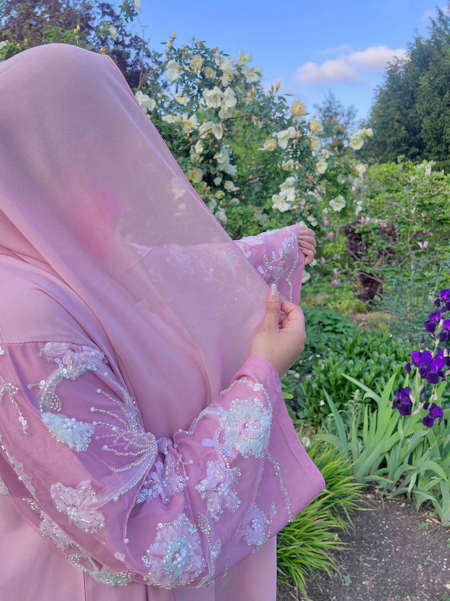 Nawar Abaya