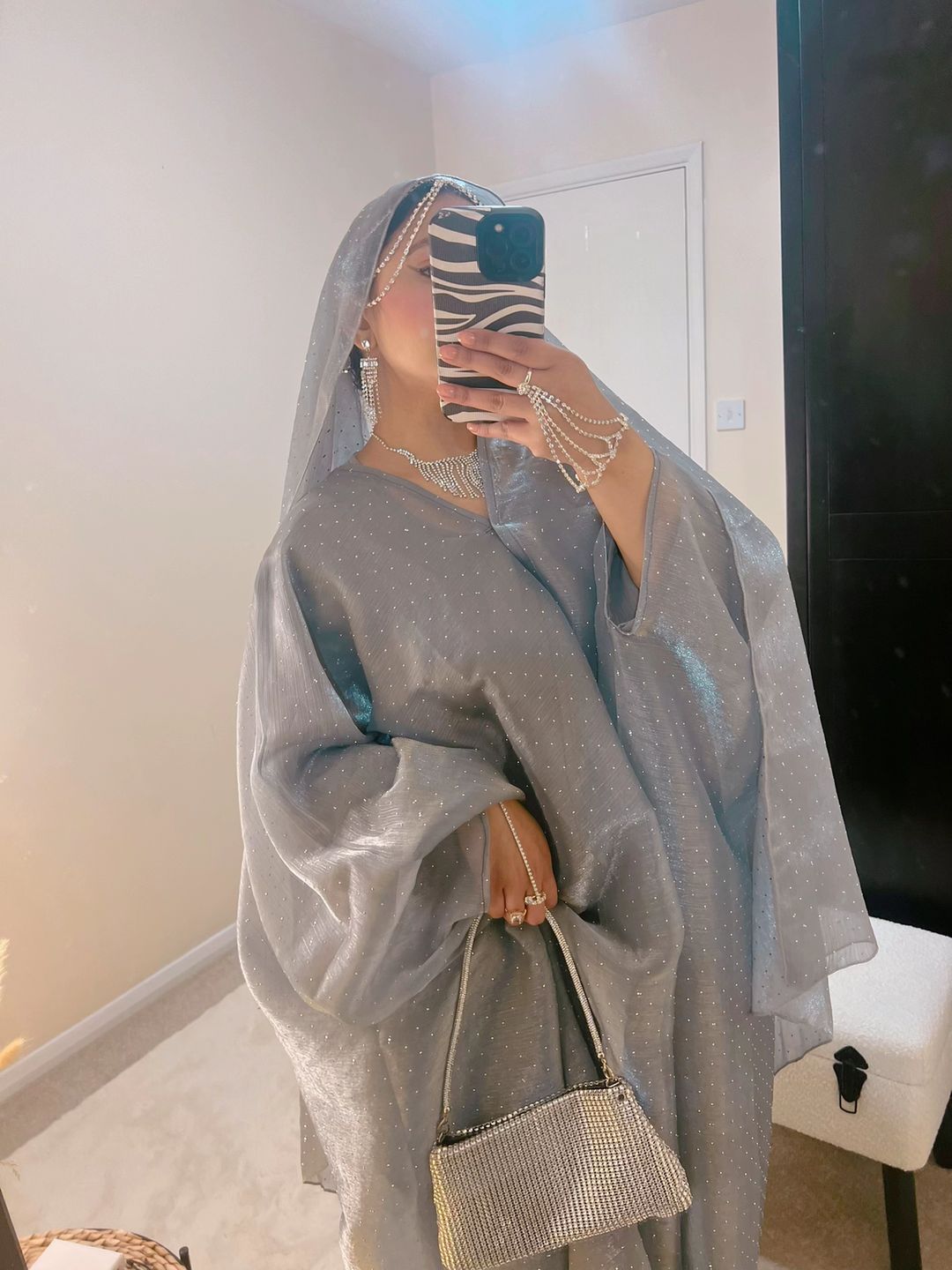 Qamar Abaya (Silver Grey)