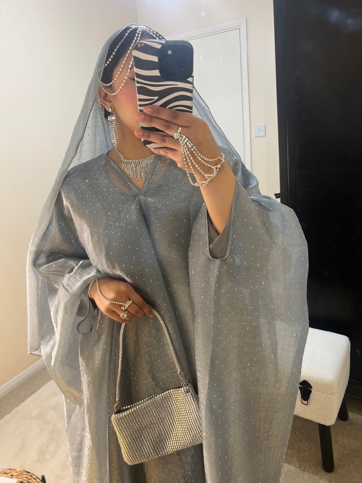 Qamar Abaya (Silver Grey)