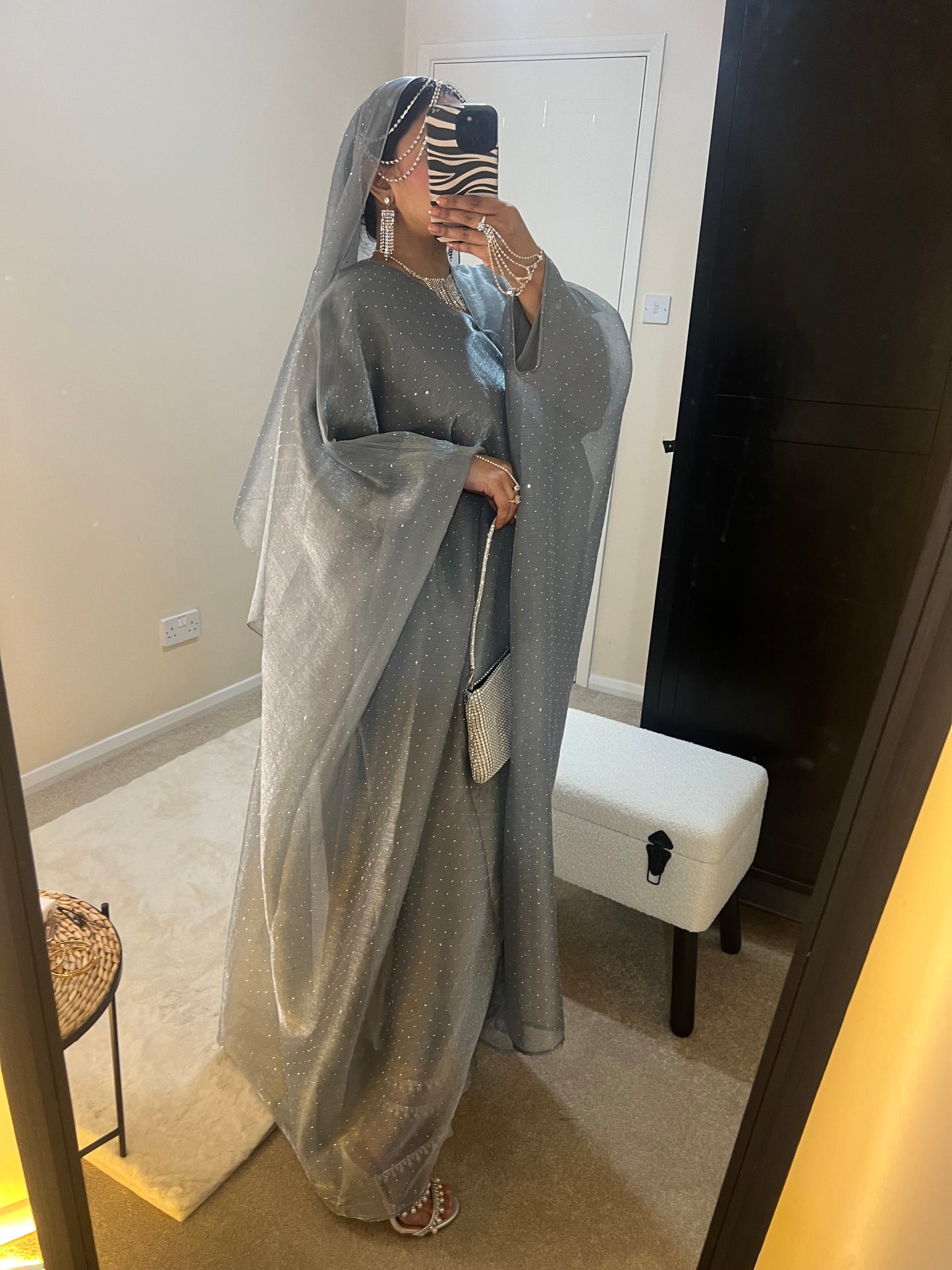 Qamar Abaya (Silver Grey)