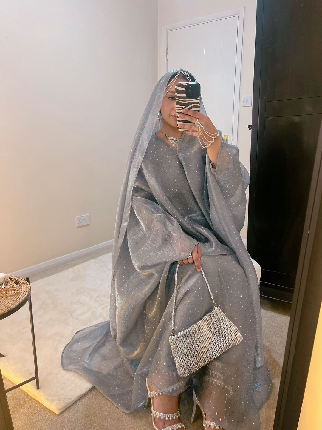 Qamar Abaya (Silver Grey)