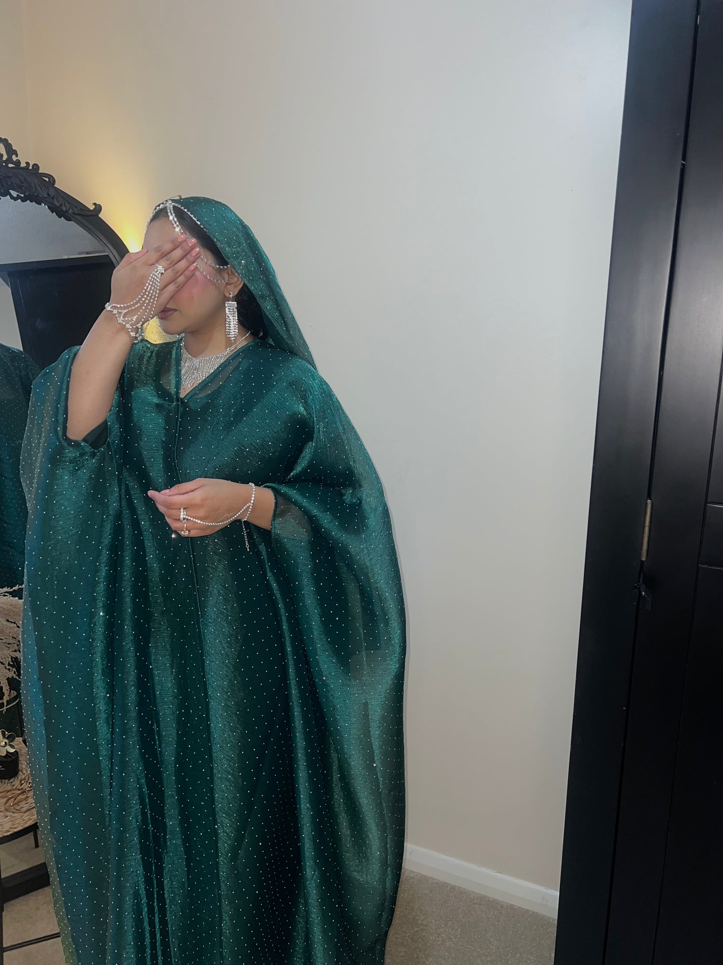 Qamar Abaya (Dark Green)